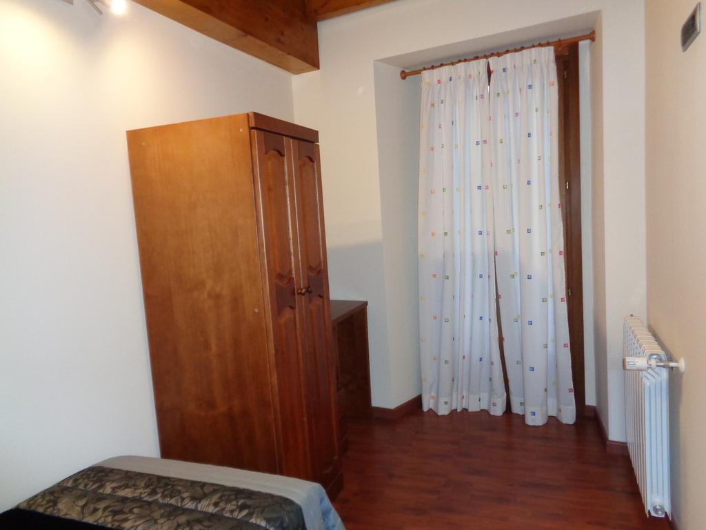 Apartamentos Turisticos Javier 루고 외부 사진