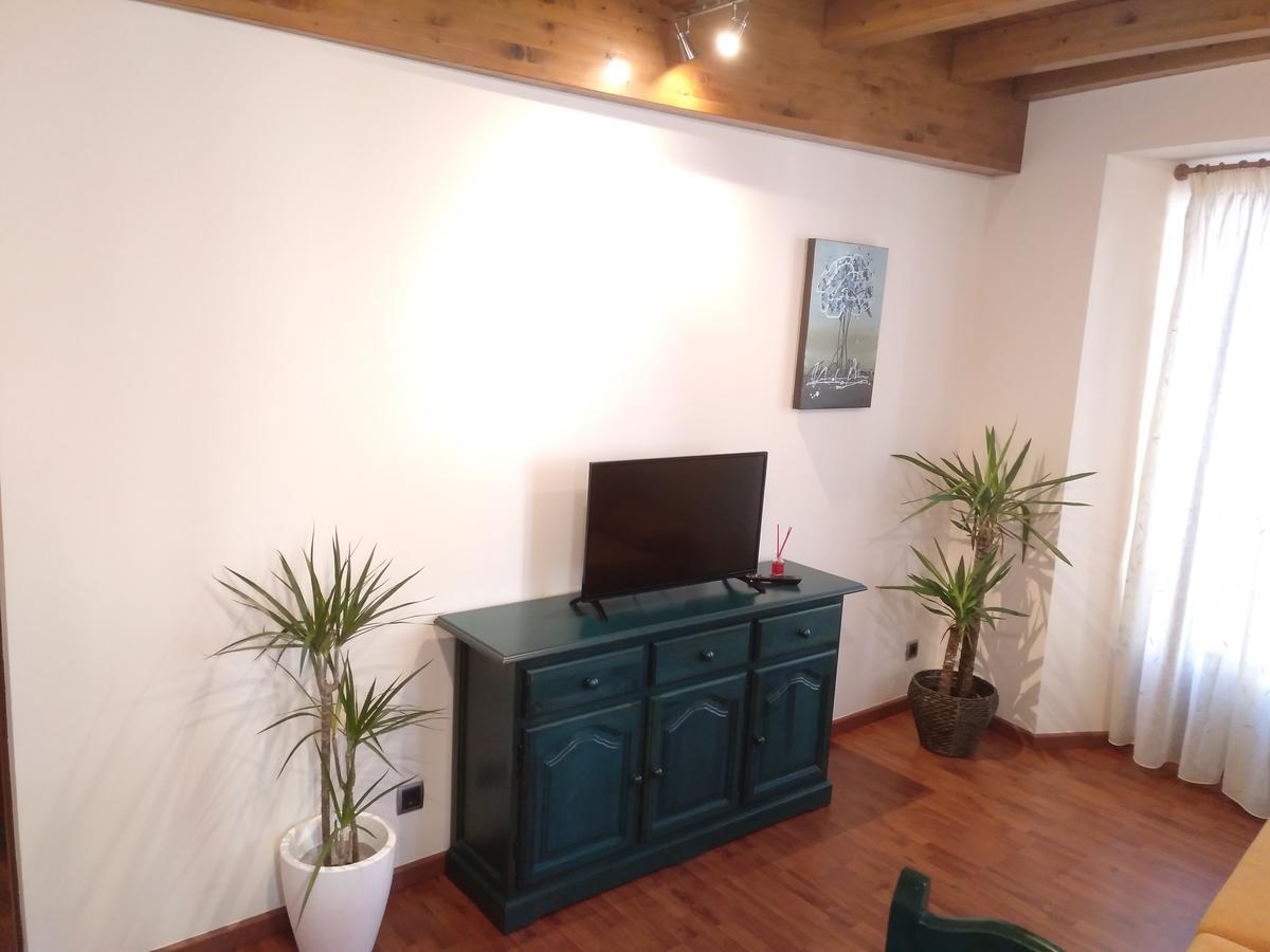 Apartamentos Turisticos Javier 루고 외부 사진